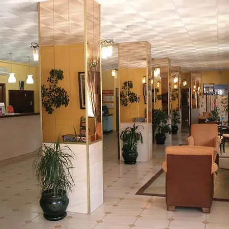 Hotell Apts Buensol Torremolinos